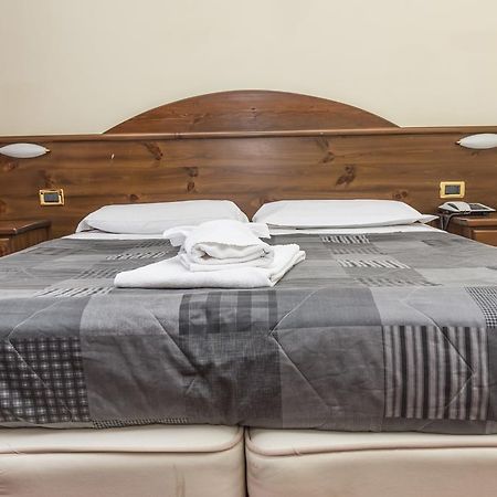 Hotel La Terrazza Oulx Екстериор снимка