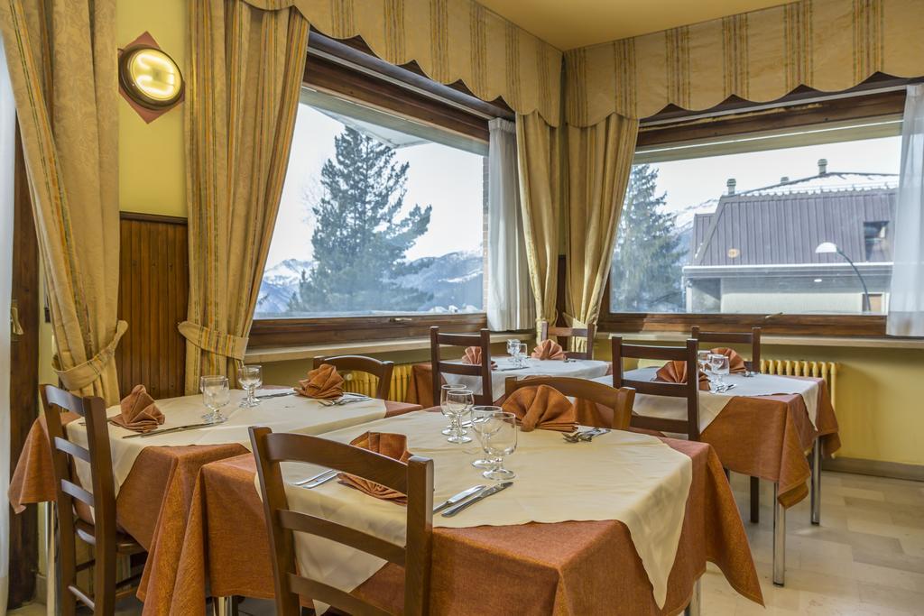 Hotel La Terrazza Oulx Екстериор снимка