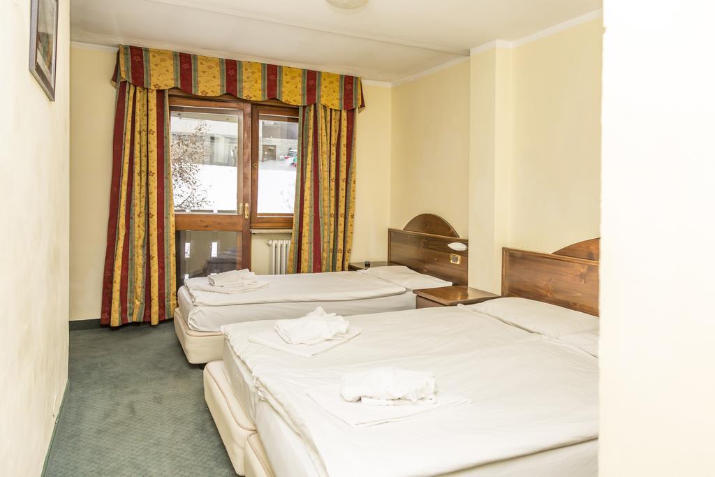 Hotel La Terrazza Oulx Екстериор снимка