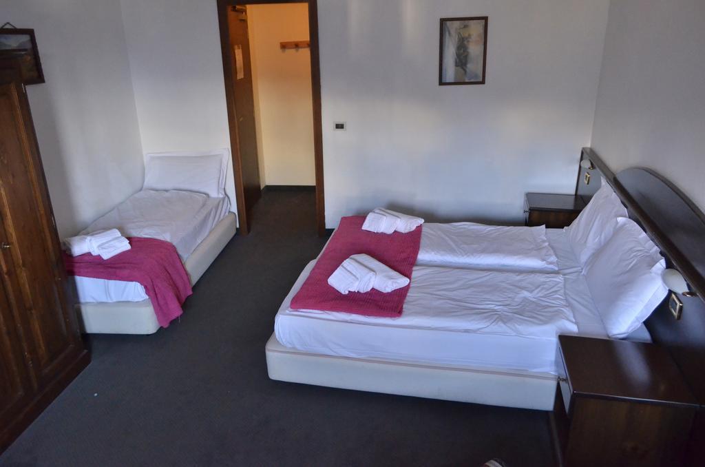 Hotel La Terrazza Oulx Екстериор снимка