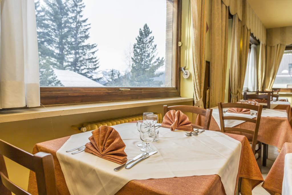 Hotel La Terrazza Oulx Екстериор снимка