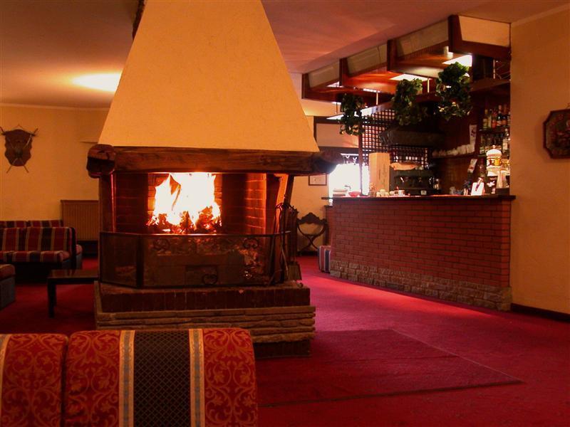 Hotel La Terrazza Oulx Екстериор снимка