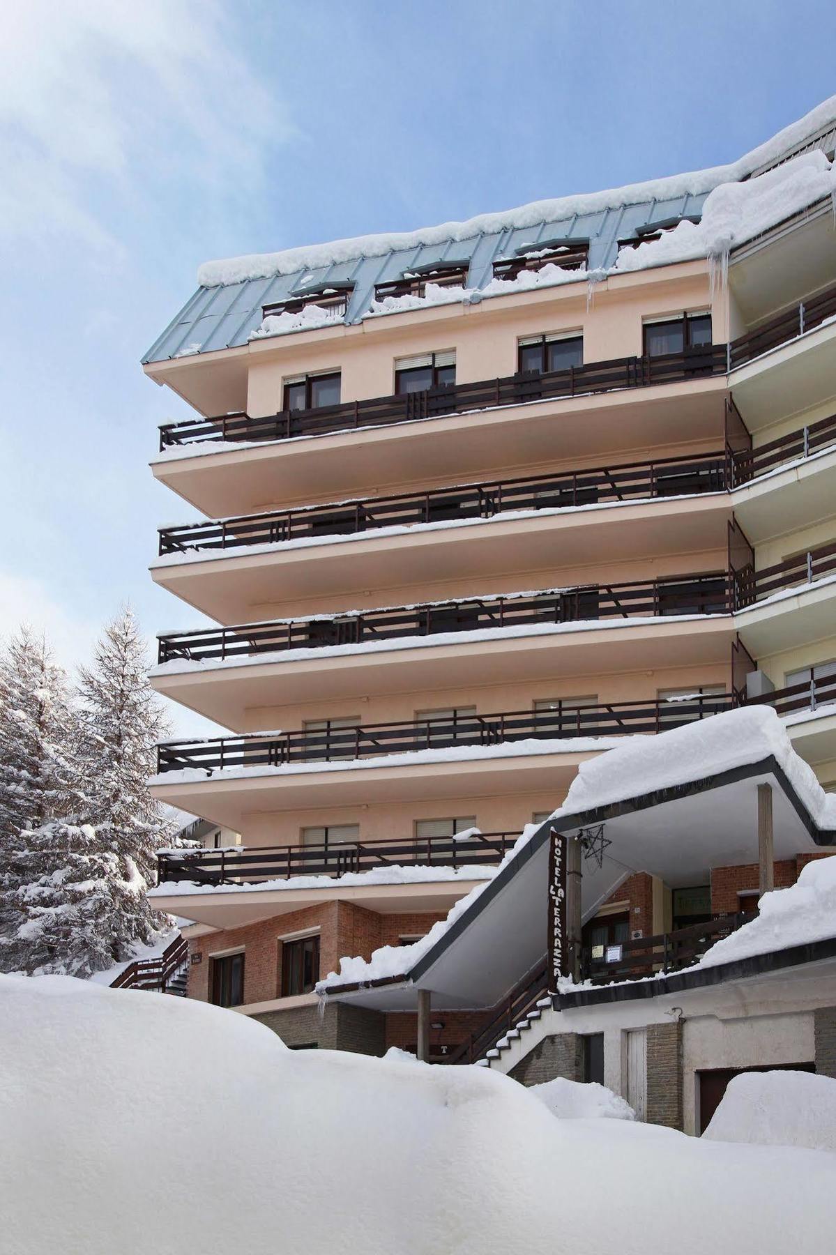 Hotel La Terrazza Oulx Екстериор снимка