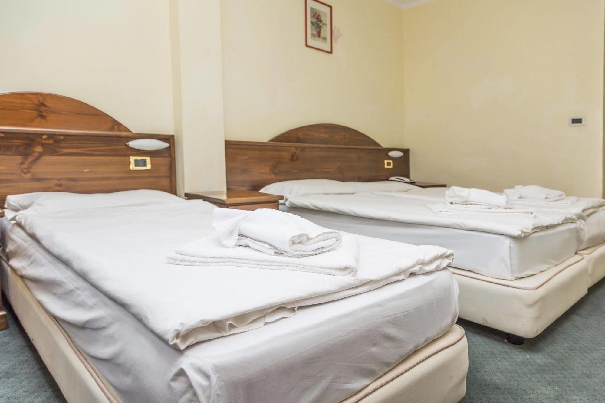 Hotel La Terrazza Oulx Екстериор снимка